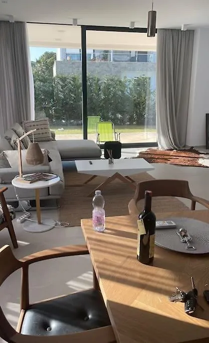 Lalzi Bay 3 Bed Villa With Heated Pool Durrës